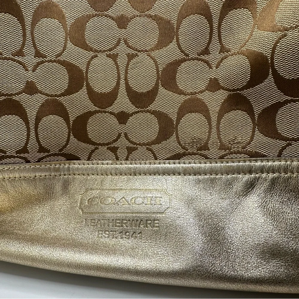 COACH Y2K Signature C‎ Khaki Canvas Gold Leather Shoulder Tote Purse